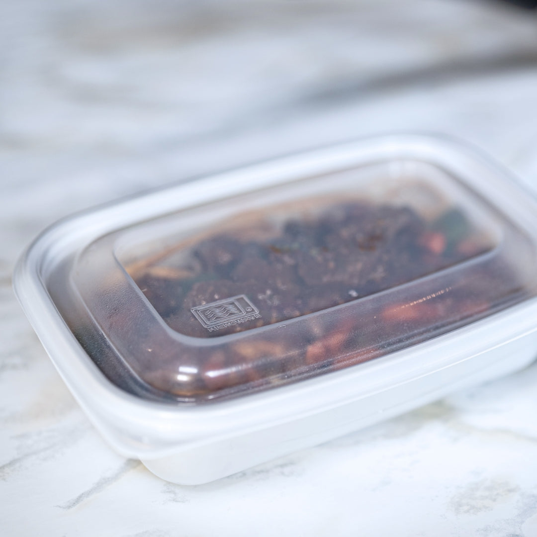 Take out microwavable containers